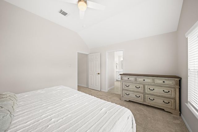 403 Trail Head Street, Friendswood, TX 77546