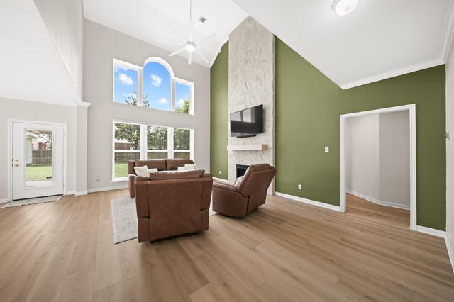 403 Trail Head Street, Friendswood, TX 77546
