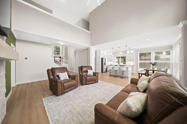 403 Trail Head Street, Friendswood, TX 77546