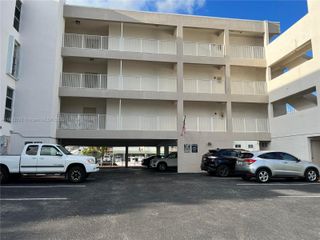 3716 NE 168th St 303, North Miami Beach, FL 33160