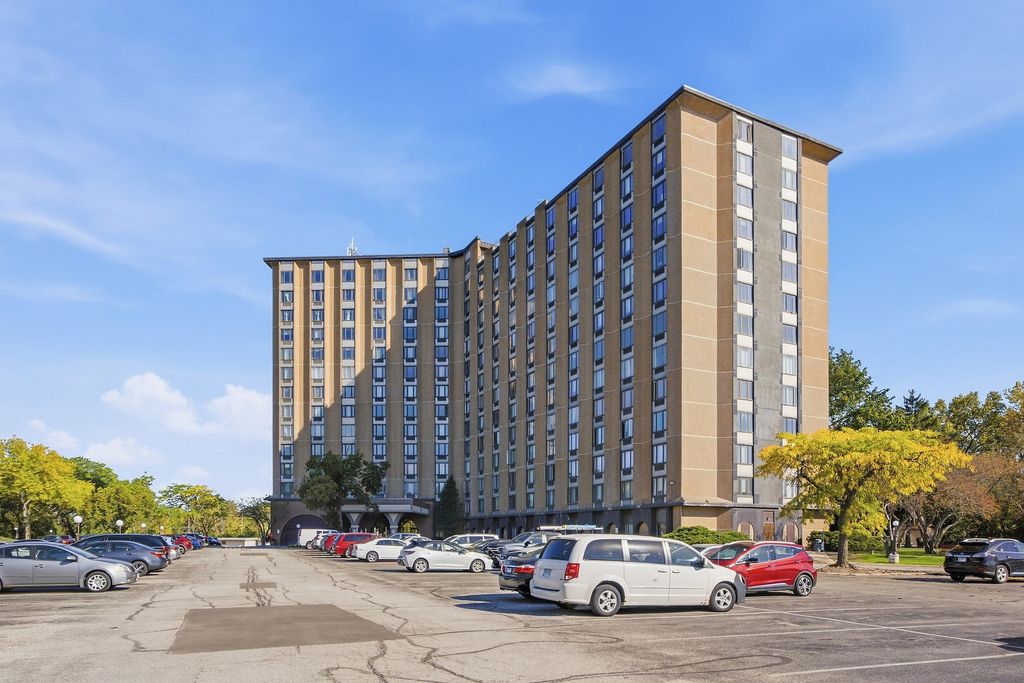 1 RENAISSANCE PLACE 618, Palatine, IL 60067
