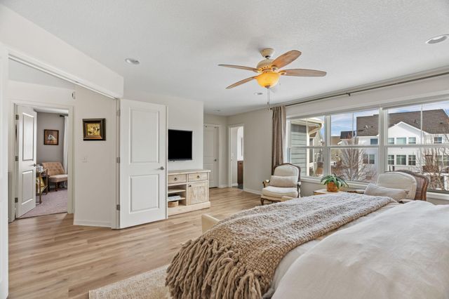 16782 Draft Horse Court, Lakeville, MN 55044