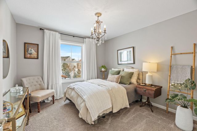 16782 Draft Horse Court, Lakeville, MN 55044