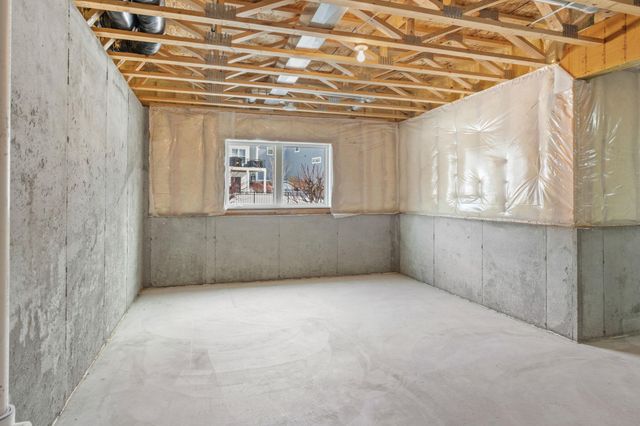 16782 Draft Horse Court, Lakeville, MN 55044