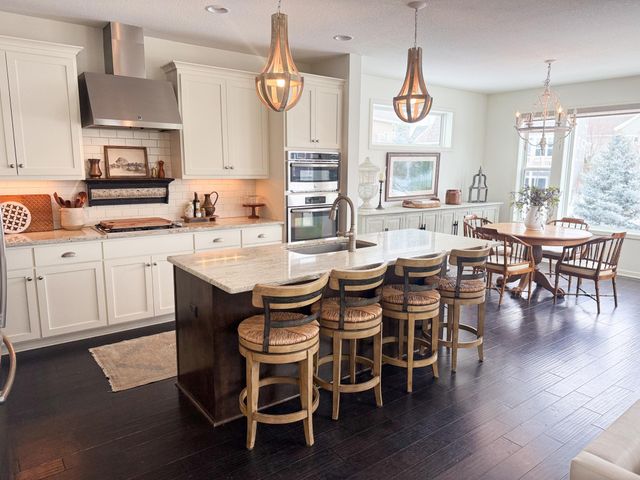 16782 Draft Horse Court, Lakeville, MN 55044