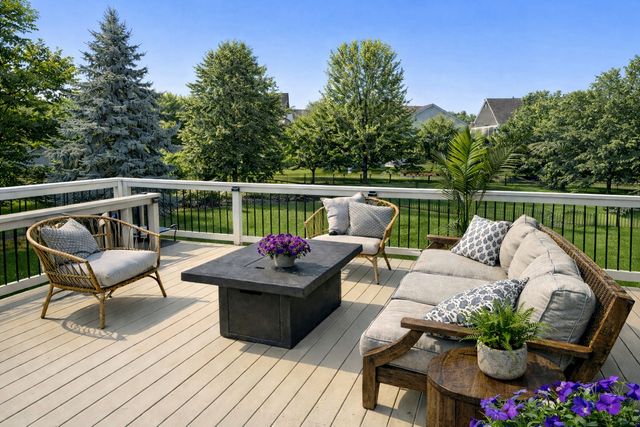 16782 Draft Horse Court, Lakeville, MN 55044