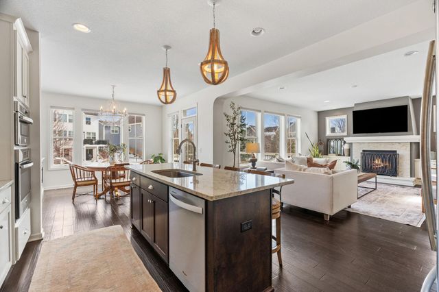 16782 Draft Horse Court, Lakeville, MN 55044