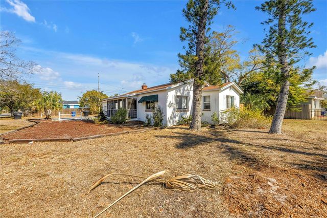 3701 26TH STREET N, St Petersburg, FL 33713