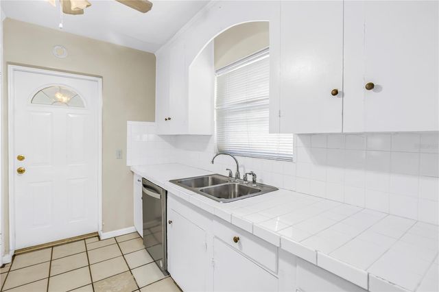 3701 26TH STREET N, St Petersburg, FL 33713