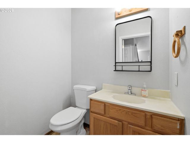 2997 Sw LARS Ter, Beaverton, OR 97003