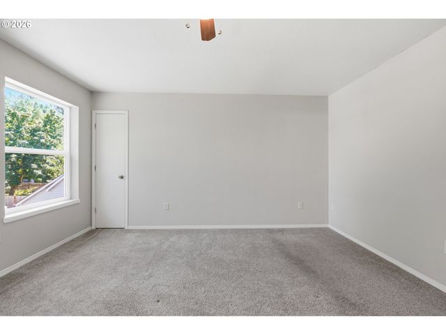 2997 Sw LARS Ter, Beaverton, OR 97003