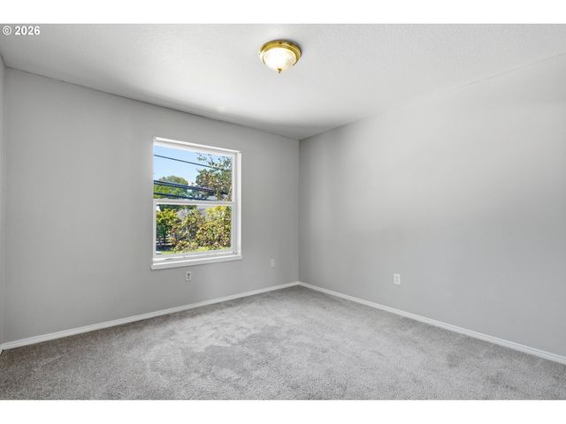 2997 Sw LARS Ter, Beaverton, OR 97003