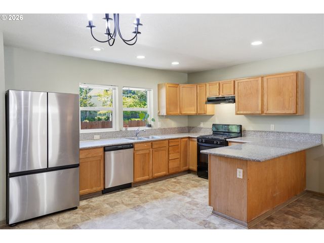 2997 Sw LARS Ter, Beaverton, OR 97003