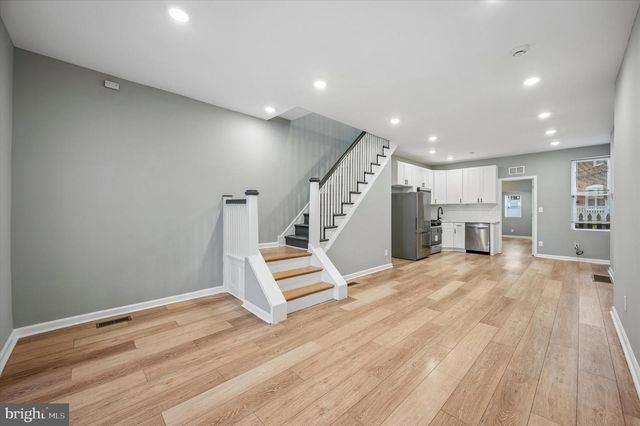 2105 STENTON AVE, Philadelphia, PA 19138