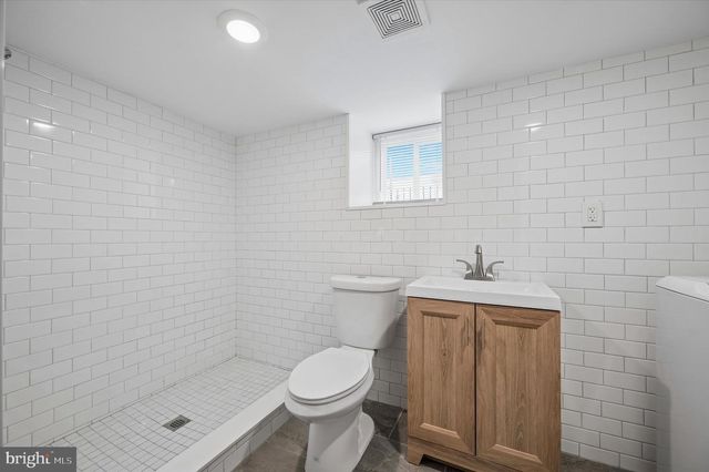 2105 STENTON AVE, Philadelphia, PA 19138