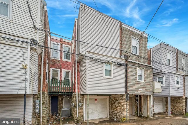 2105 STENTON AVE, Philadelphia, PA 19138