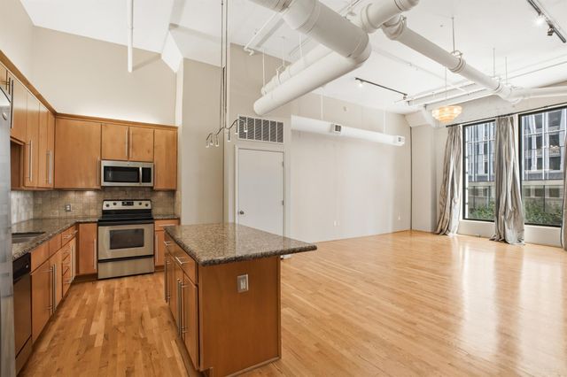 705 Main Street 209, Houston, TX 77002