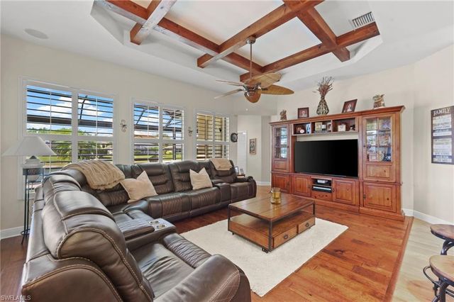 9100 Kings Cove CT, Fort Myers, FL 33967
