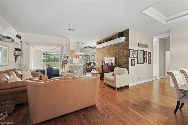 9100 Kings Cove CT, Fort Myers, FL 33967