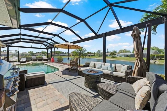 9100 Kings Cove CT, Fort Myers, FL 33967