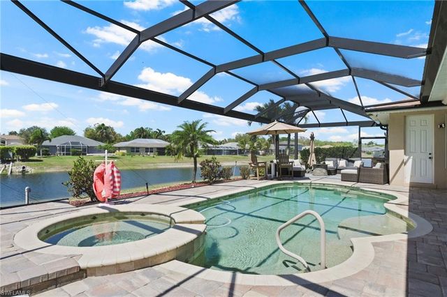 9100 Kings Cove CT, Fort Myers, FL 33967