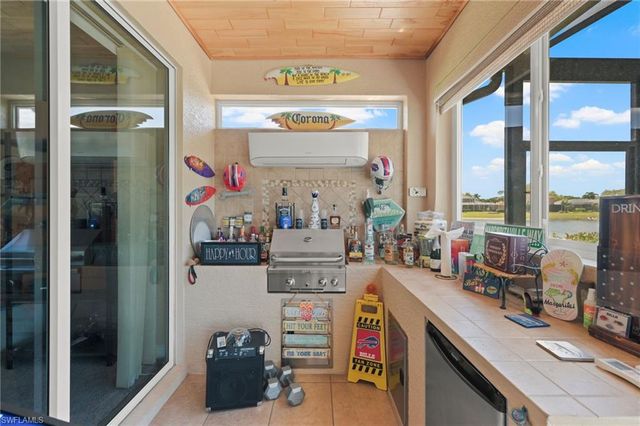 9100 Kings Cove CT, Fort Myers, FL 33967