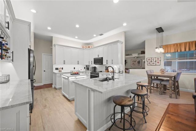 9100 Kings Cove CT, Fort Myers, FL 33967