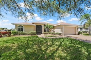 9100 Kings Cove CT, Fort Myers, FL 33967
