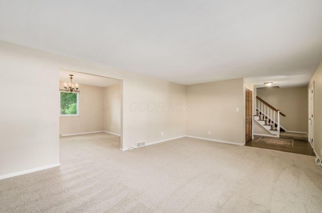 611 Fawndale Place, Gahanna, OH 43230