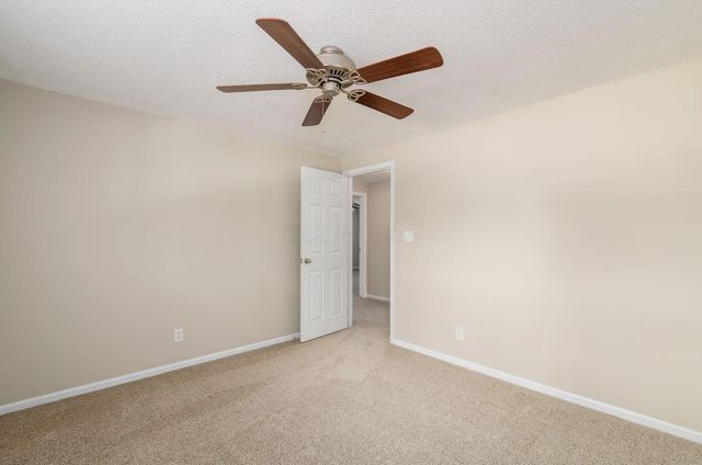 611 Fawndale Place, Gahanna, OH 43230