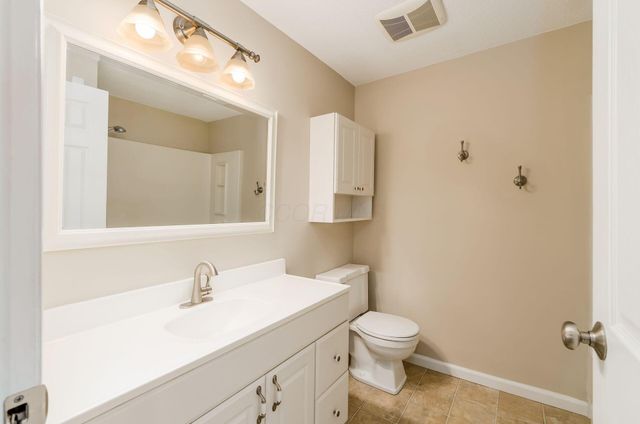 611 Fawndale Place, Gahanna, OH 43230