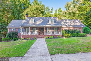 94 Deer Creek Trail, Hoschton, GA 30548