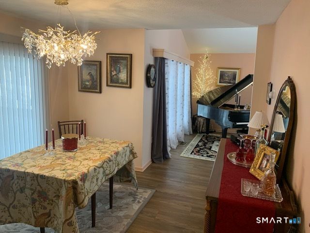 28 Cottonwood Drive 28, Avon, CT 06001