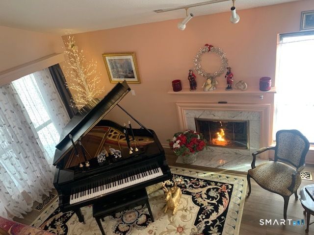 28 Cottonwood Drive 28, Avon, CT 06001