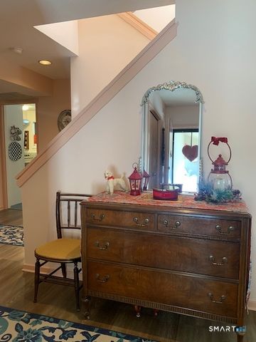 28 Cottonwood Drive 28, Avon, CT 06001