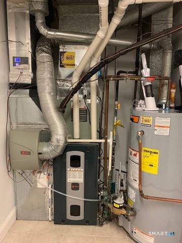 28 Cottonwood Drive 28, Avon, CT 06001