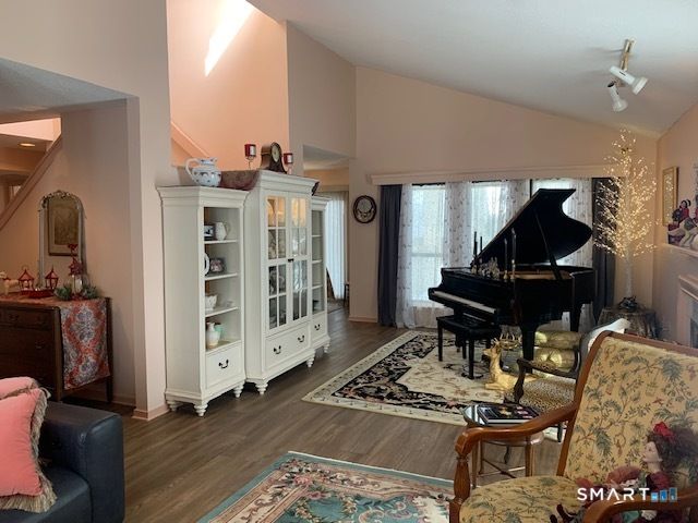 28 Cottonwood Drive 28, Avon, CT 06001