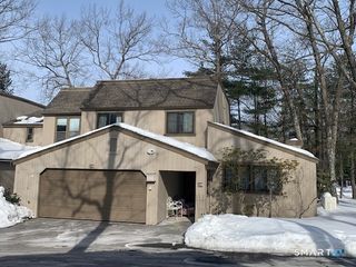 28 Cottonwood Drive 28, Avon, CT 06001