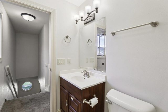 1007 Eric Lane, Waunakee, WI 53597