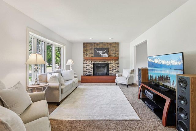 1007 Eric Lane, Waunakee, WI 53597