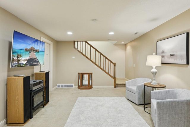 1007 Eric Lane, Waunakee, WI 53597