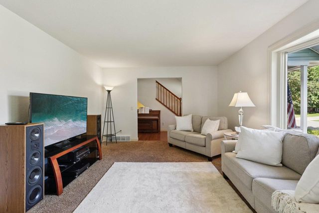 1007 Eric Lane, Waunakee, WI 53597