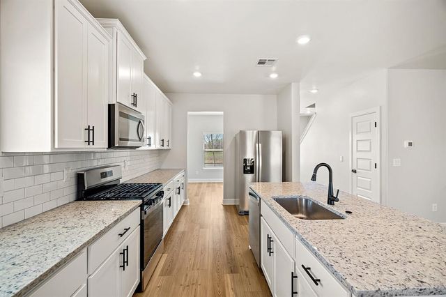 3112 Evyn Boulevard, Yukon, OK 73099