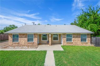 1211 April Bloom A, College Station, TX 77840