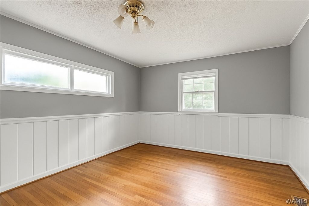 2710 12th E, Tuscaloosa, AL 35405