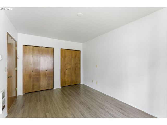 13775 Sw SCHOLLS FERRY Rd 217, Beaverton, OR 97008