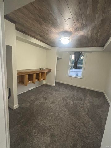 1523 Sabine Street, Huntington, IN 46750