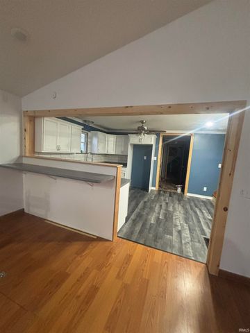 1523 Sabine Street, Huntington, IN 46750