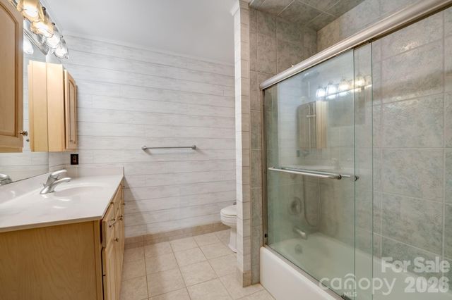 301 Highland Circle, Sugar Mountain, NC 28604