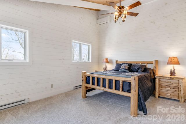 301 Highland Circle, Sugar Mountain, NC 28604